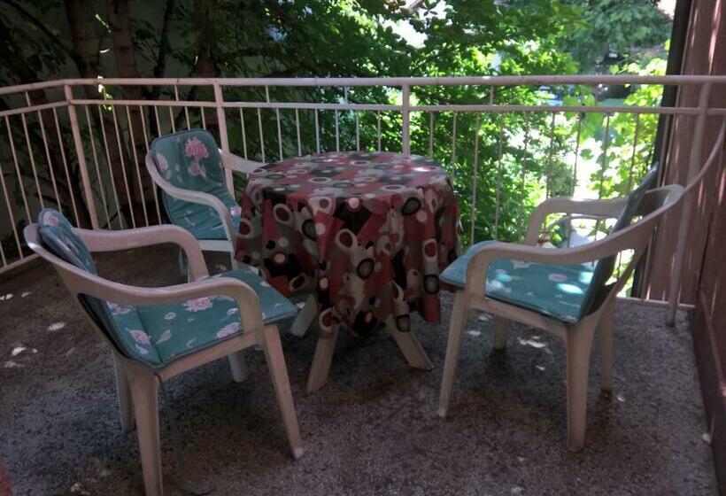 آپارتمان 1 خوابه, Apartmani Mimi