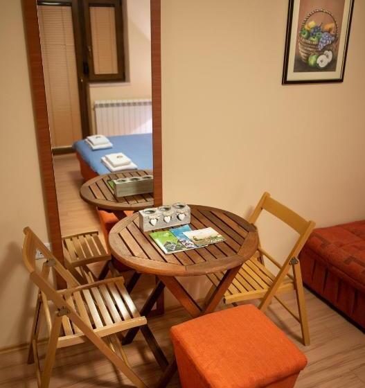 استودیو استاندارد با چشمانداز, Apartments Mery