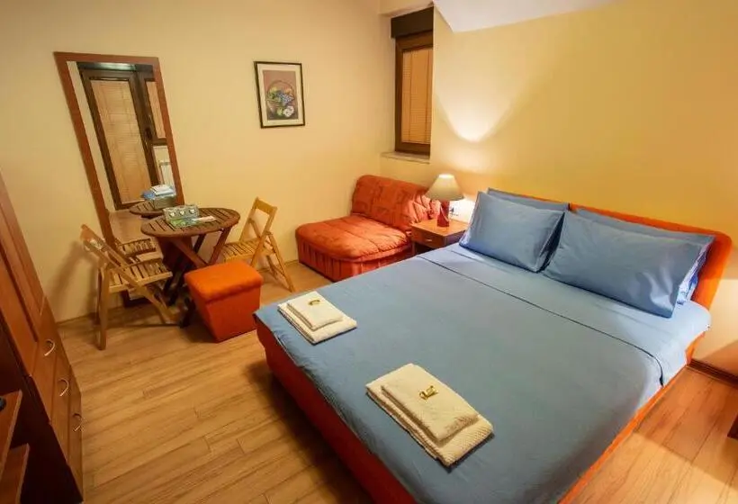 استودیو استاندارد با بالکن, Apartments Mery