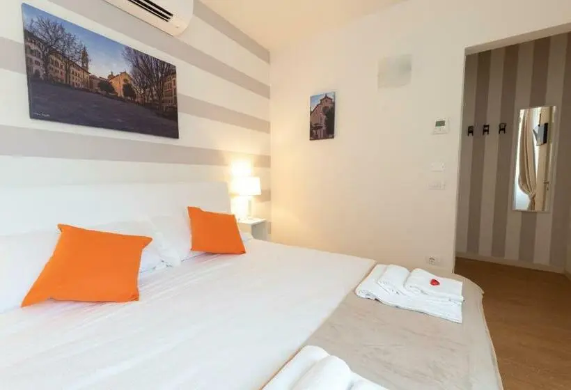 اتاق لوکس, Florest Guest House