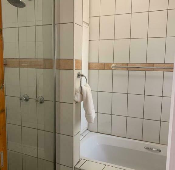 غرفة قياسية, One More Nap Self Catering