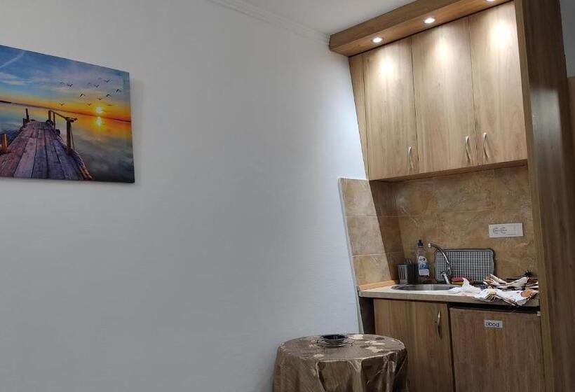 آپارتمان 1 خوابه با چشمانداز باغ, Topholiday