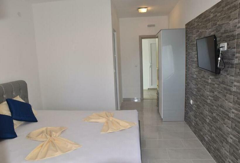 اتاق لوکس, Vila Cattleya