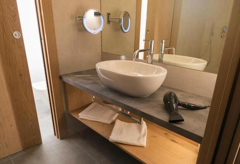 آپارتمان 2 خوابه, Red Fox Lodge