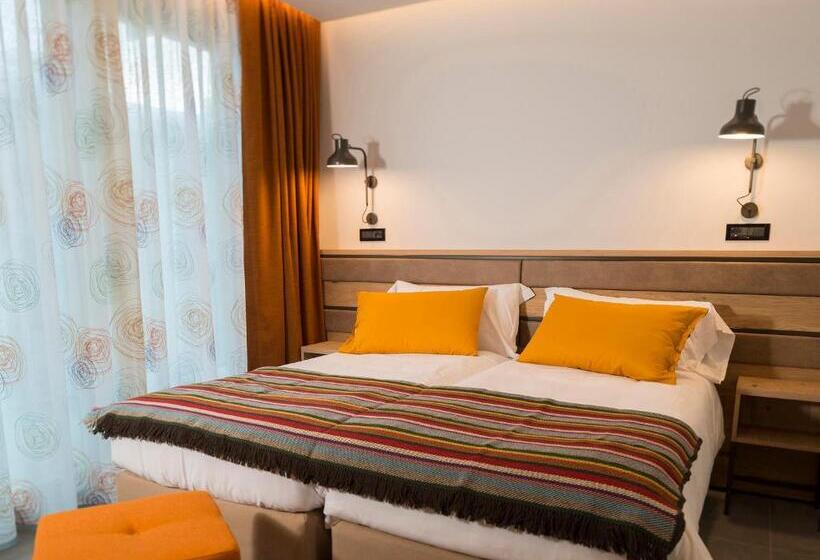 Apartamento 2 Dormitórios, Red Fox Lodge