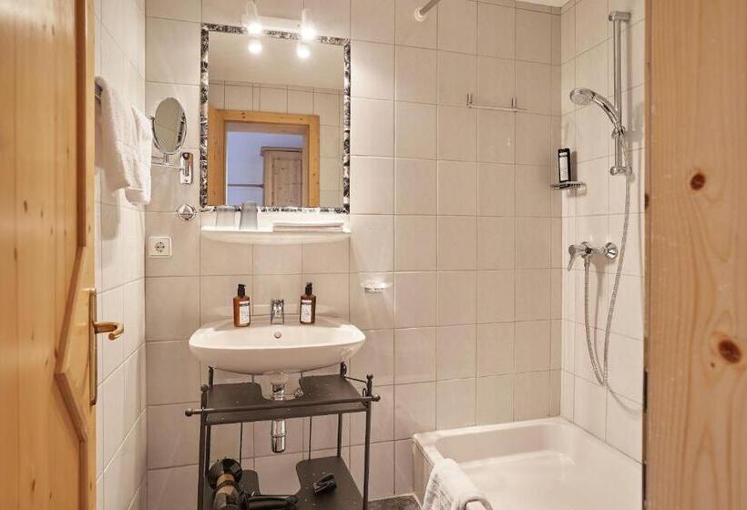 חדר בסיסי, Rosamunde Apartments