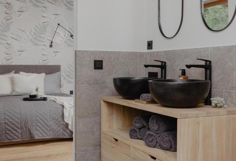 Вилла 3 Спальни, Rosamunde Apartments