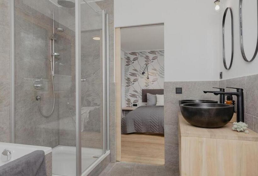 带3个卧室的别墅, Rosamunde Apartments