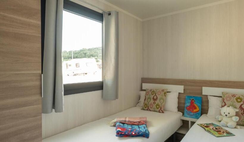 침실 1개 주택, Berga Resort