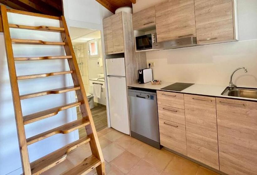 一居室高级别墅, Berga Resort