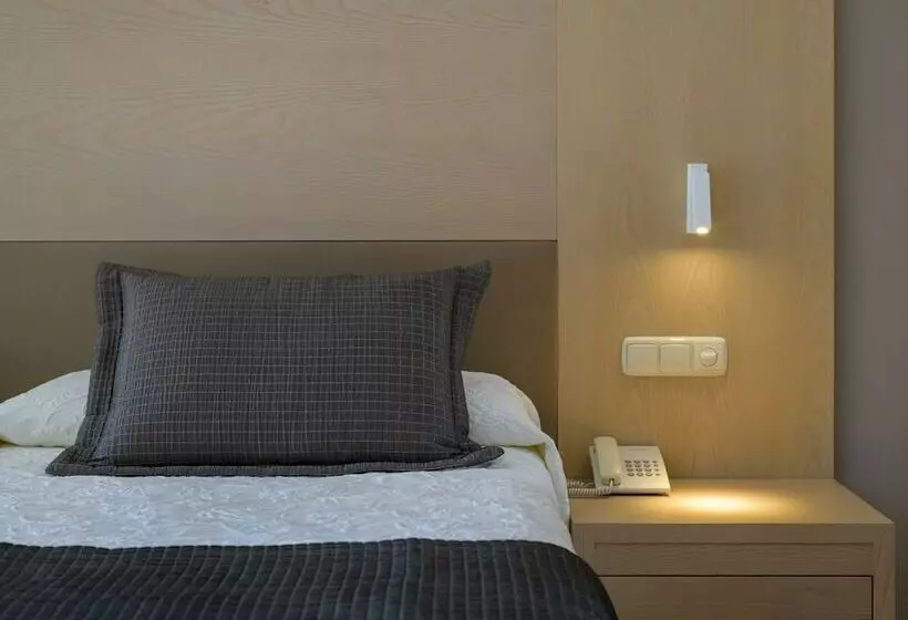 Economy Triple Room, Hipotels Natura Palace - Adults Only
