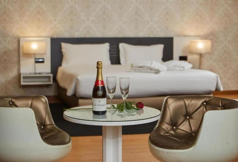 جناح عائلي, Amadeos   Matosinhos   Porto