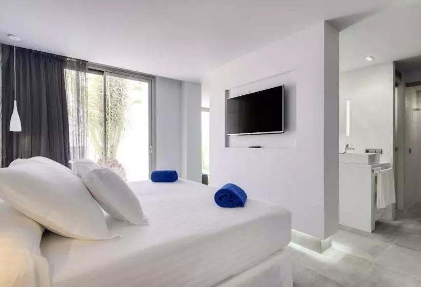 سوییت جونیور, Barcelo  Teguise Beach - Adults Only