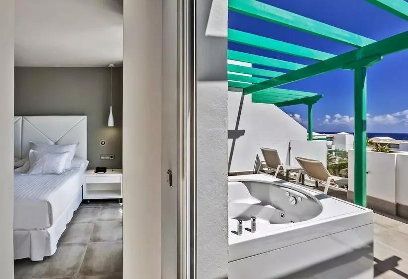 اتاق لوکس با چشم‌انداز دریا, Barcelo  Teguise Beach - Adults Only