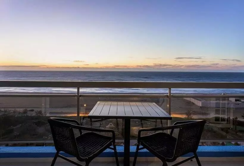 海の見えるコンフォートルーム, Best Western Plus Hotel Canet Plage
