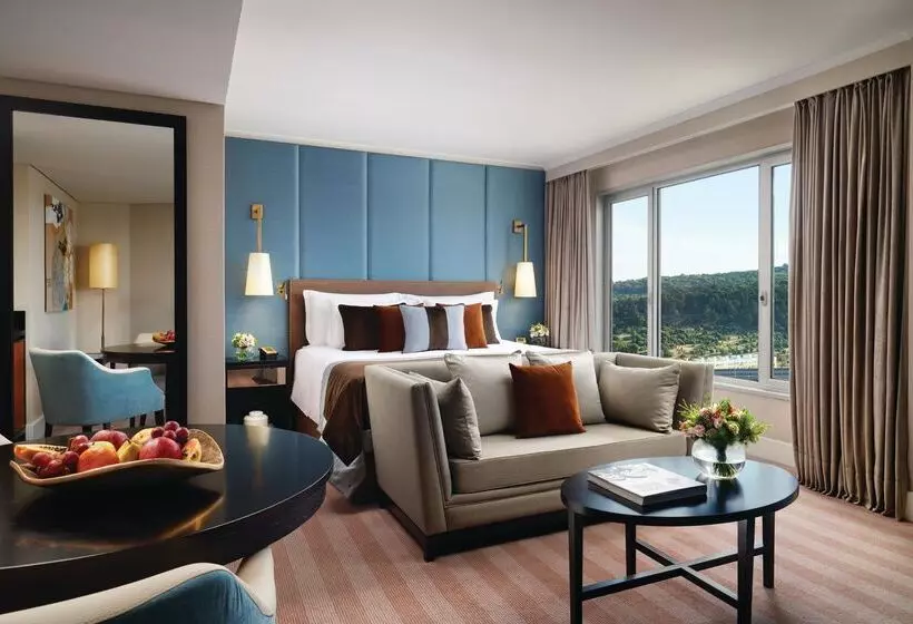 Suite Júnior Vista Parque, Corinthia Lisbon