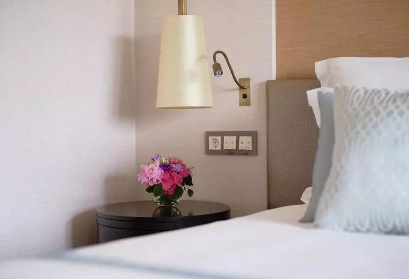 Quarto Deluxe Cama King, Corinthia Lisbon
