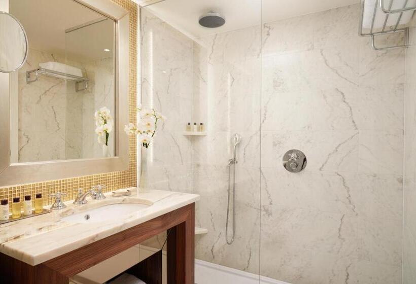 اتاق لوکس, Corinthia  Lisbon