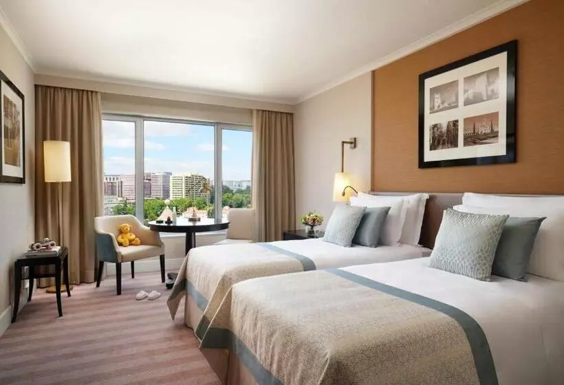 Quarto Familiar Deluxe, Corinthia Lisbon