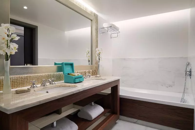 Junior Suite Deluxe, Corinthia Lisbon