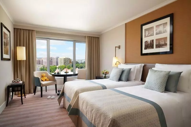 Quarto Familiar Deluxe, Corinthia Lisbon