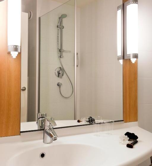 Номер Стандарт, Ibis Leiria Fatima