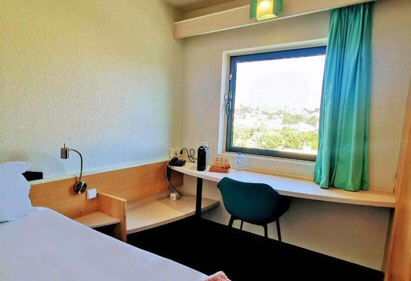 Номер Комфорт, Ibis Leiria Fatima
