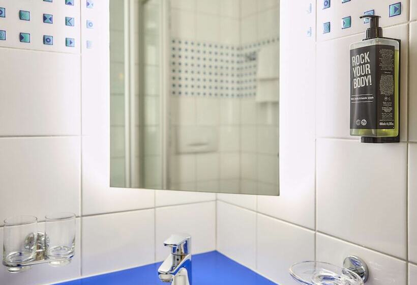 Номер Стандарт Двуспальная Кровать, Ibis Luzern Kriens