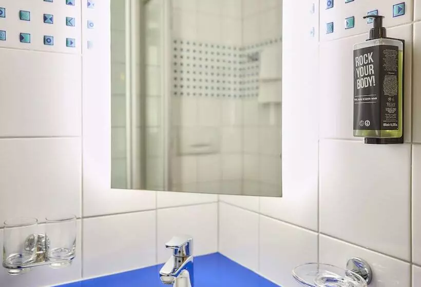 ダブルベッドスタンダードルーム, Ibis Luzern Kriens
