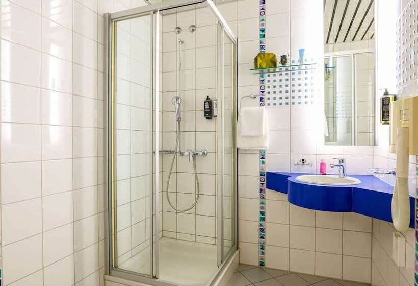 חדר סטנדרט מיטה זוגית, Ibis Luzern Kriens