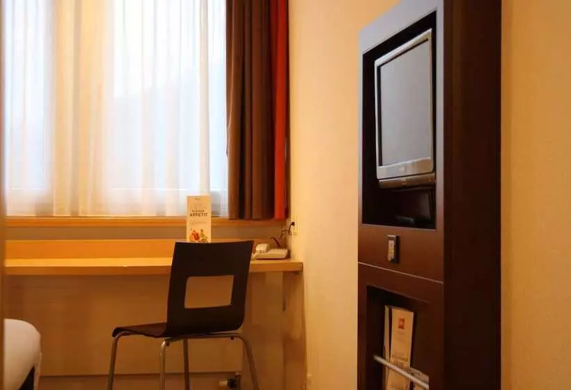 スタンダードルーム, Ibis Luzern Kriens