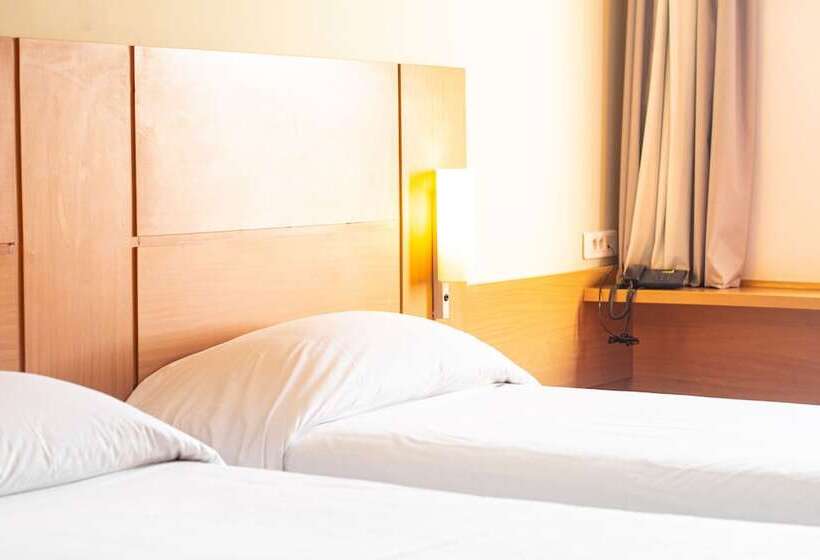 스탠다드 룸, Ibis Meknes