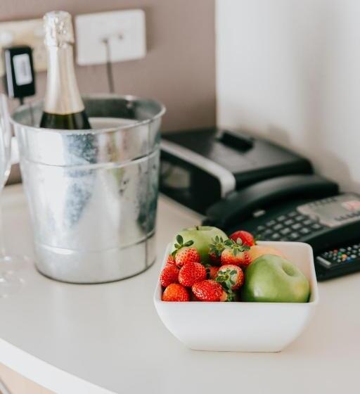 带大床的标准间, Ibis Newcastle