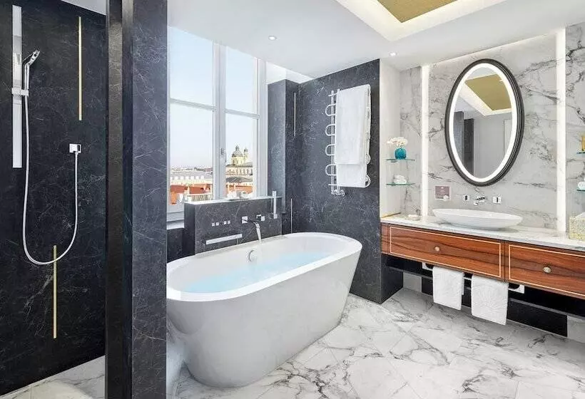 اتاق استاندارد, Mandarin Oriental, Munich