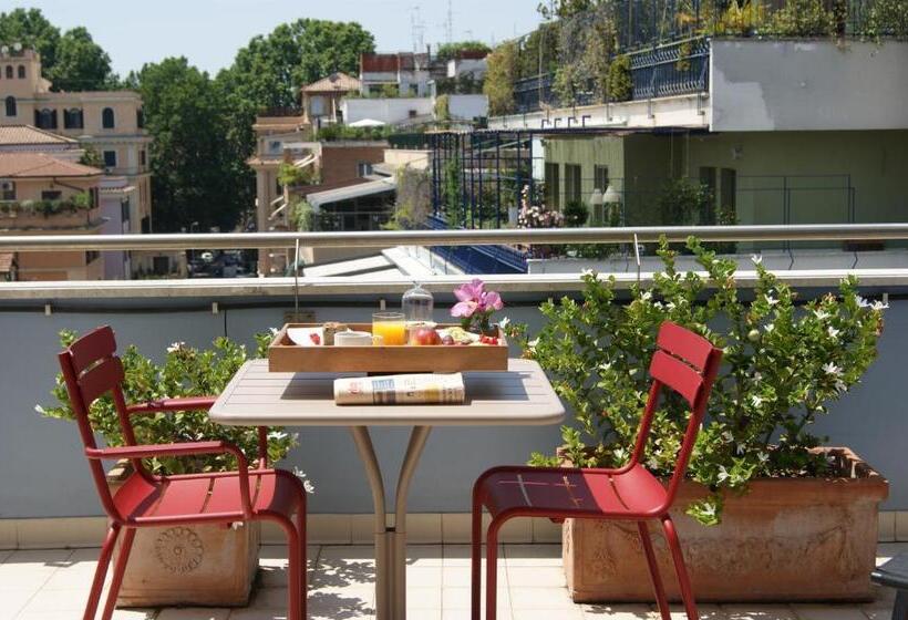 اتاق لوکس با بالکن, Mercure Roma Corso Trieste