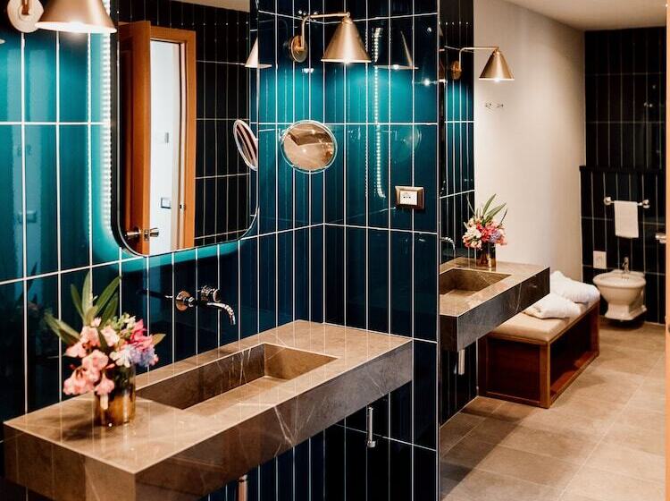 اتاق لوکس با بالکن, Mercure Roma Corso Trieste