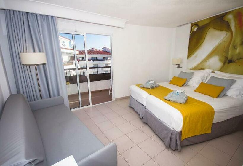 Quarto Superior com Sacada, Servatur Waikiki