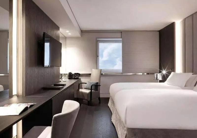 اتاق کلاب, Sofitel Athens Airport