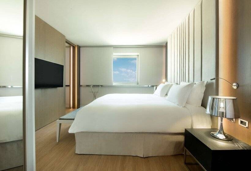 クラブスイート, Sofitel Athens Airport