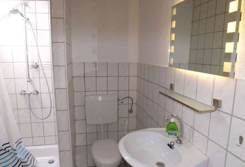 חדר סטנדרט לשלושה, Landgasthof Hotel Zum Norden