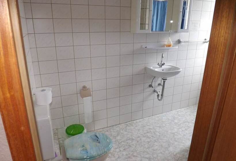 חדר סטנדרט לשלושה, Landgasthof Hotel Zum Norden