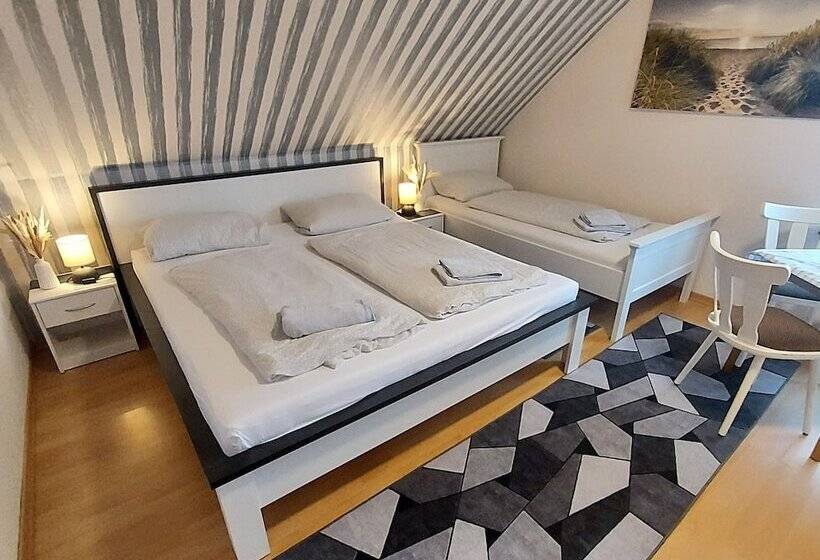 חדר סטנדרט לשלושה, Landgasthof Hotel Zum Norden