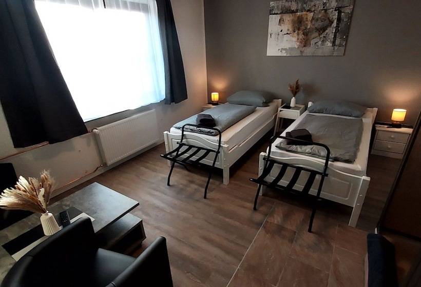 חדר סטנדרט חדר אמבטיה משותף, Landgasthof Hotel Zum Norden