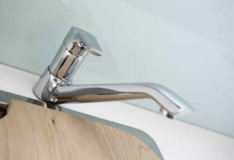 شقة غرفة واحدة, Novotel Canberra