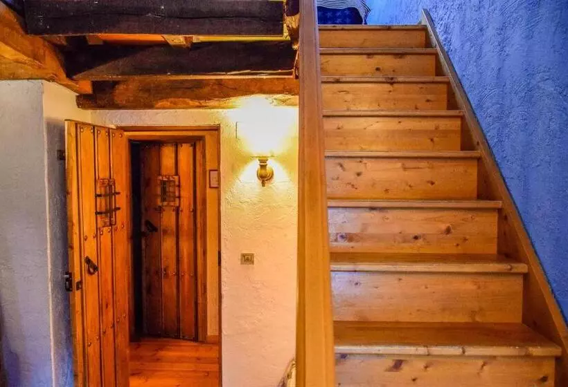 Standard Kolmen Hengen Huone, Posada Real El Rincón De Babia