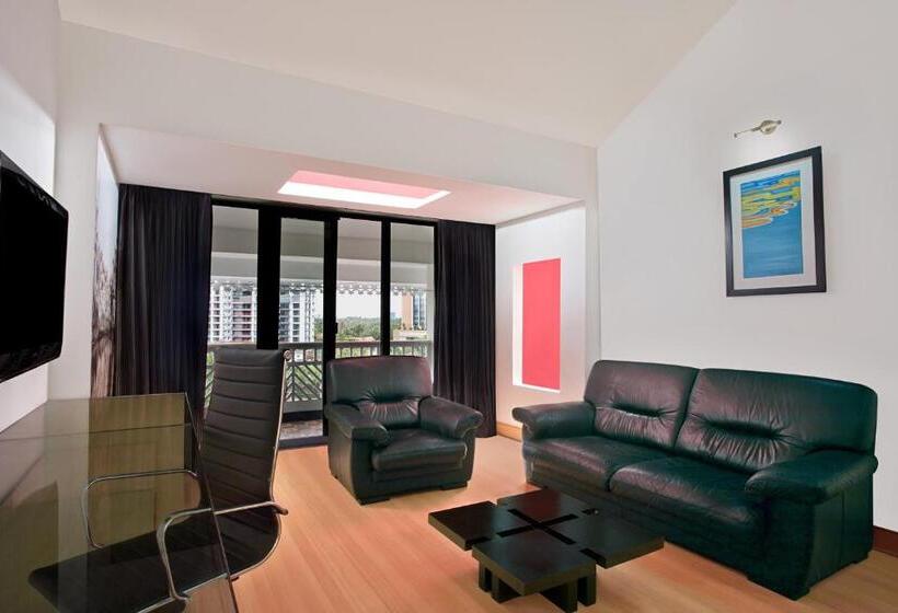 جناح كلوب, Le Méridien Kochi