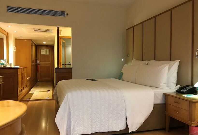 غرفة كلوب, Le Méridien Kochi