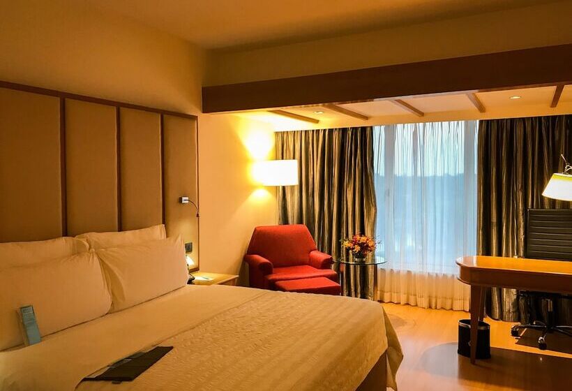 غرفة كلوب, Le Méridien Kochi