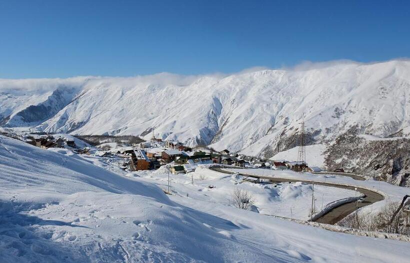 آپارتمان 1 خوابه با بالکن, 2 Room Apartment Nft Gudauri Penta 503