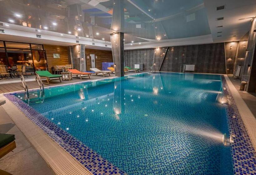 آپارتمان 1 خوابه با بالکن, 2 Room Apartment Nft Gudauri Penta 503